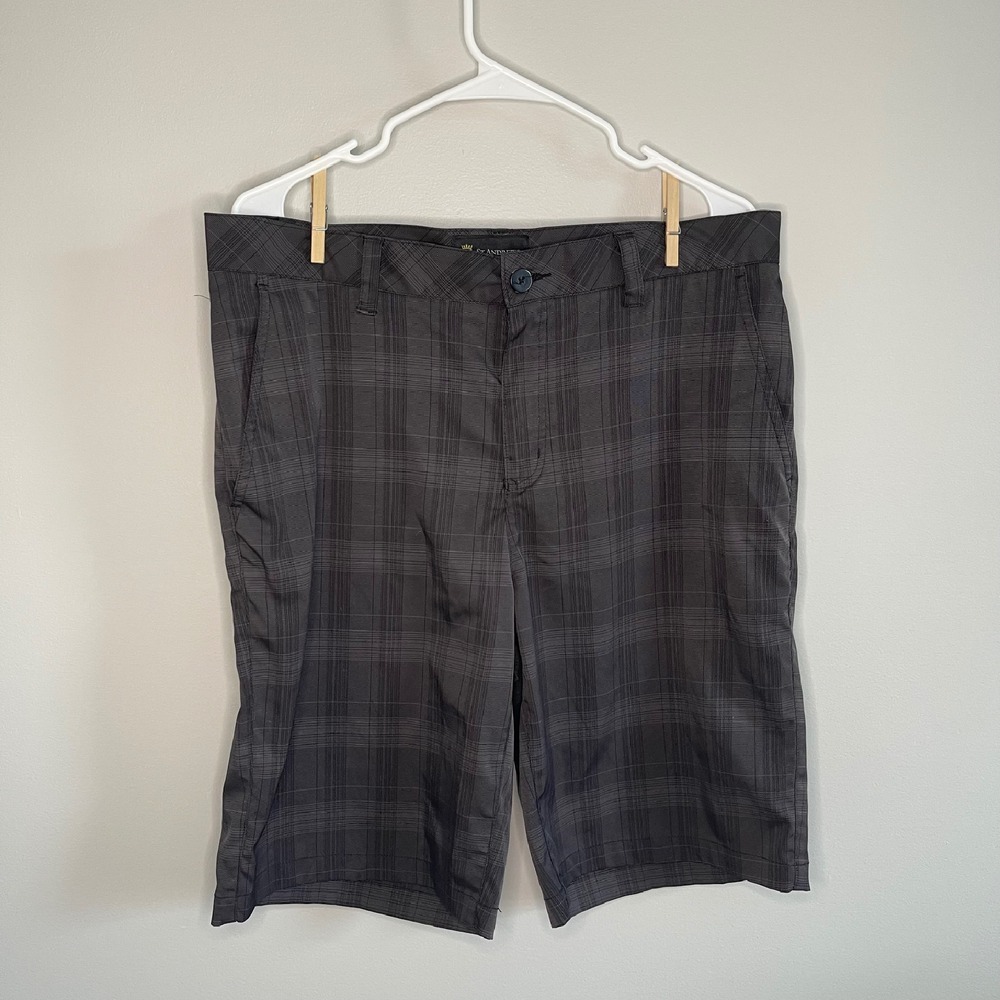 St Andrews Plaid Golf Shorts Flat Front Casual Gray‎ Black Mens Size 34